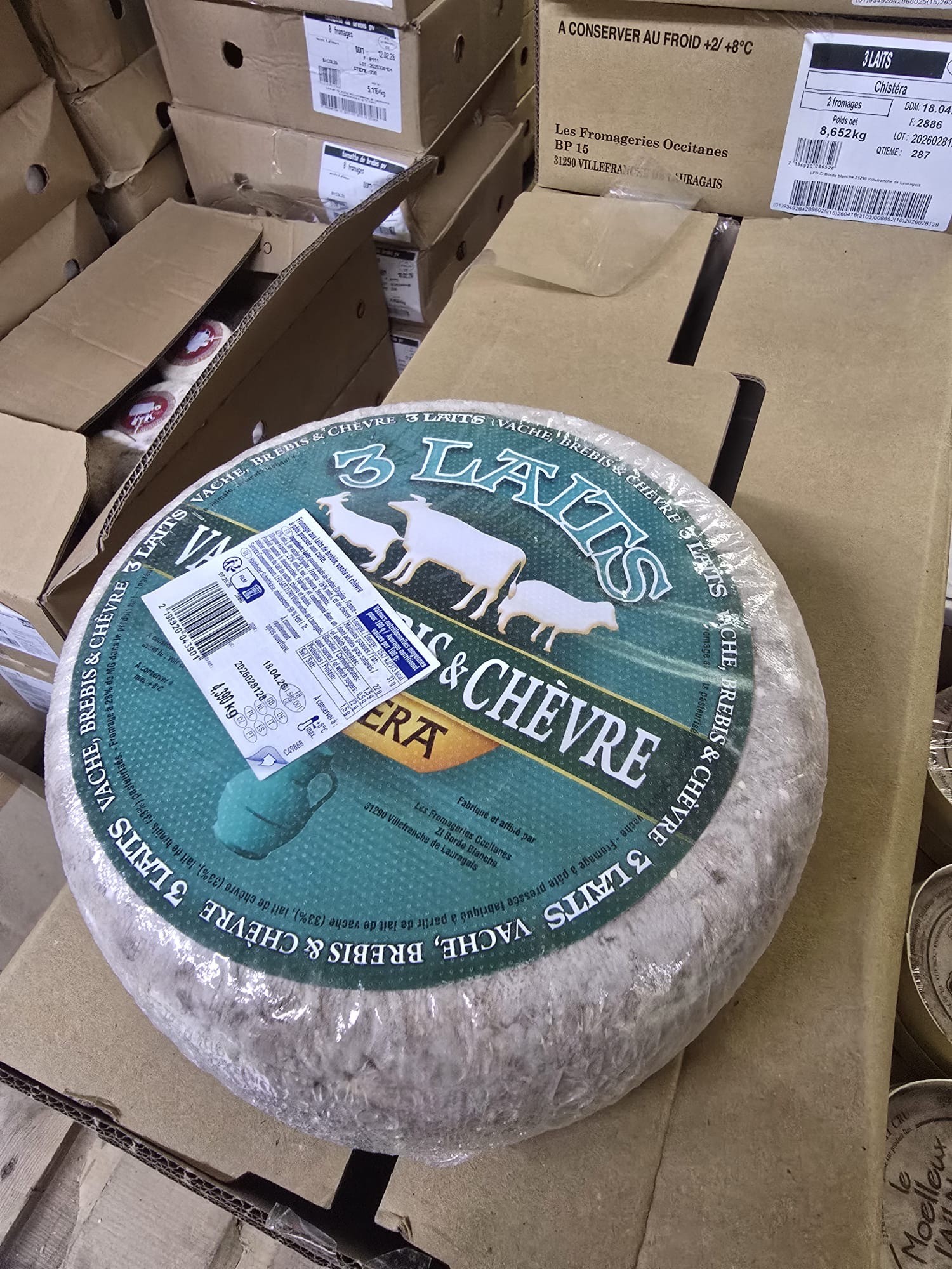 TOMME DES PYRÉNÉES AUX TROIS LAITS